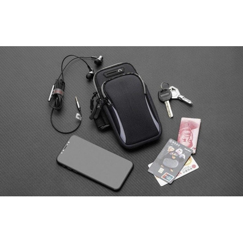 Сумка-чехол на руку для бега CWa с 2 карманами 17х9.5 см Черная (K2380580) Сумка-чехол на руку для бега CWa с 2 карманами 17х9.5 см Черная (K2380580)